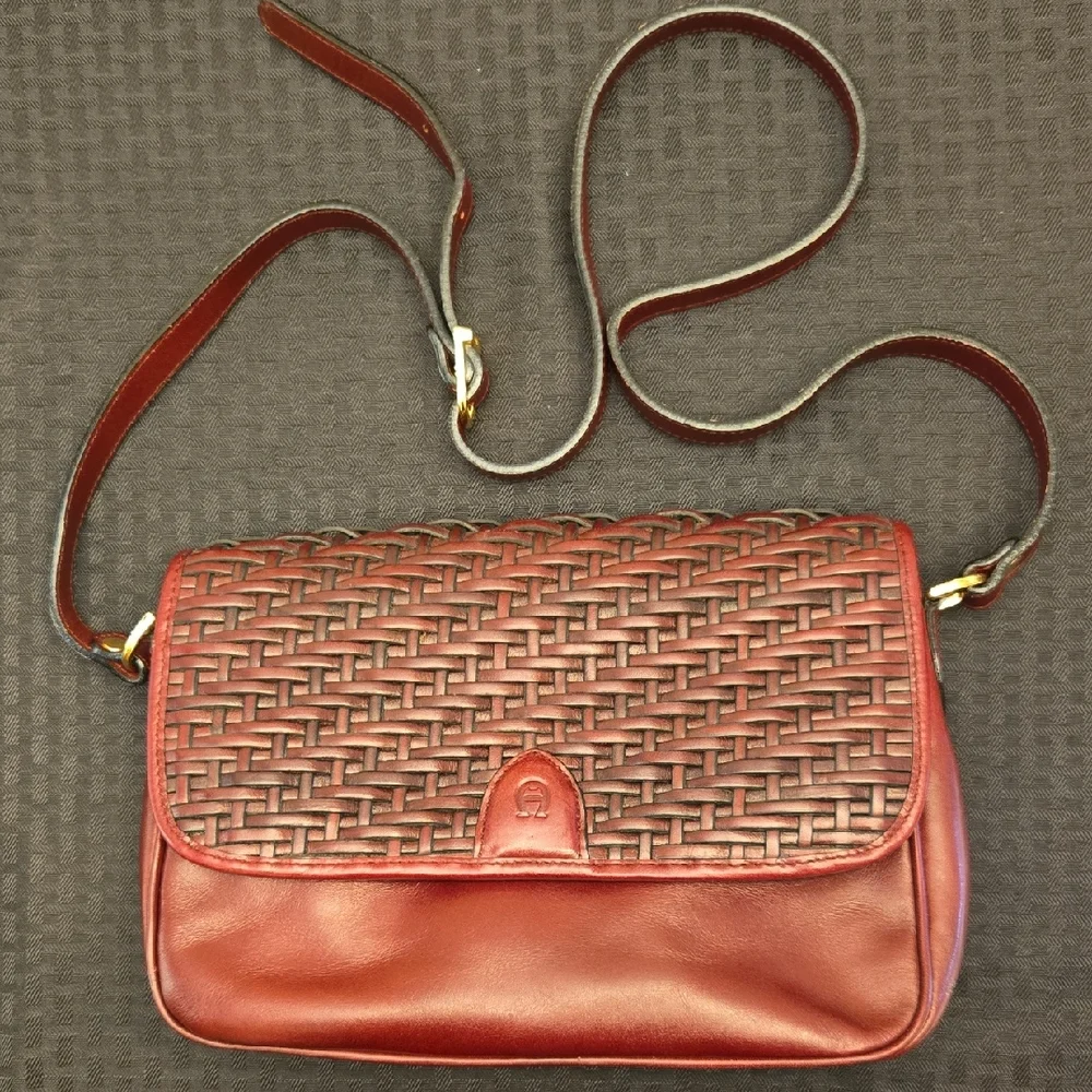 Etienne Aigner Burgundy Woven Leather Crossbody Bag | Vintage Oxblood Shoulder P - Picture 1 of 12